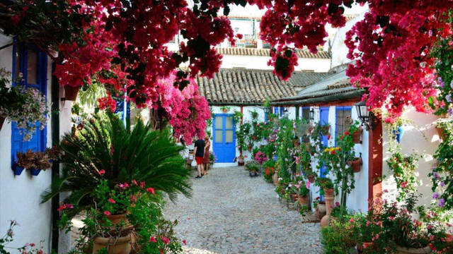  El destino más exuberante que no te puedes perder en mayo: Córdoba y sus patios