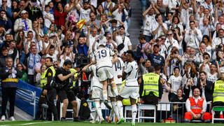 ¡El Real Madrid es campeón de LaLiga tras la derrota del Barcelona!
